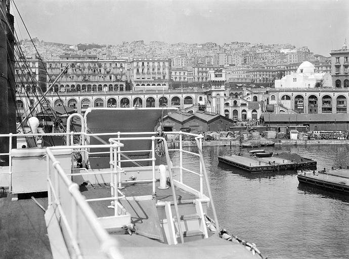 Le dpart  Alger. 