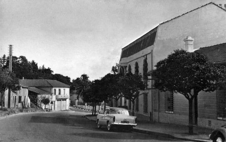 Dly-Ibrahim avenue d'Alger  